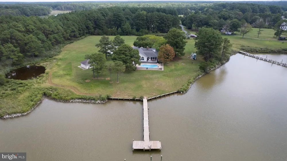 1001 WAGNER POINT ROAD Cambridge, MD 21613
