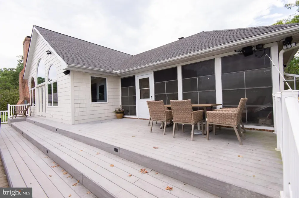 1001 WAGNER POINT ROAD Cambridge, MD 21613