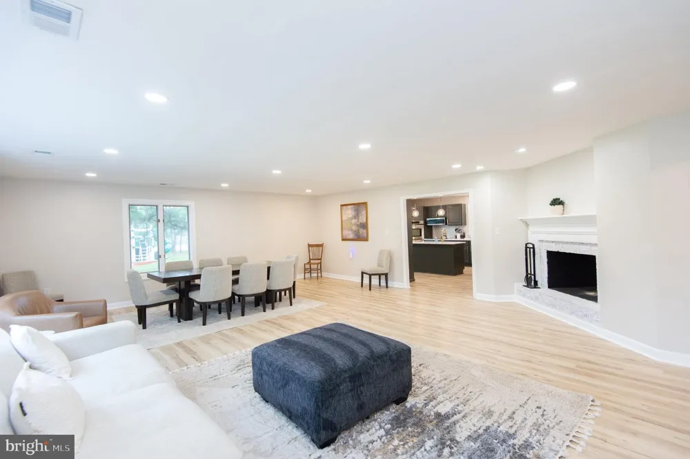 1001 WAGNER POINT ROAD Cambridge, MD 21613