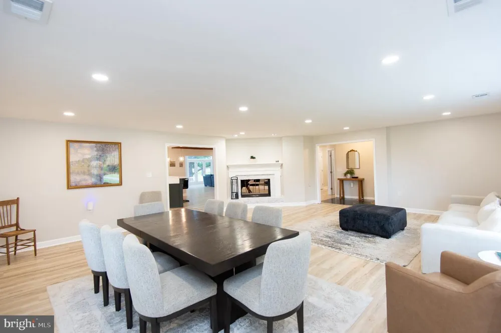 1001 WAGNER POINT ROAD Cambridge, MD 21613