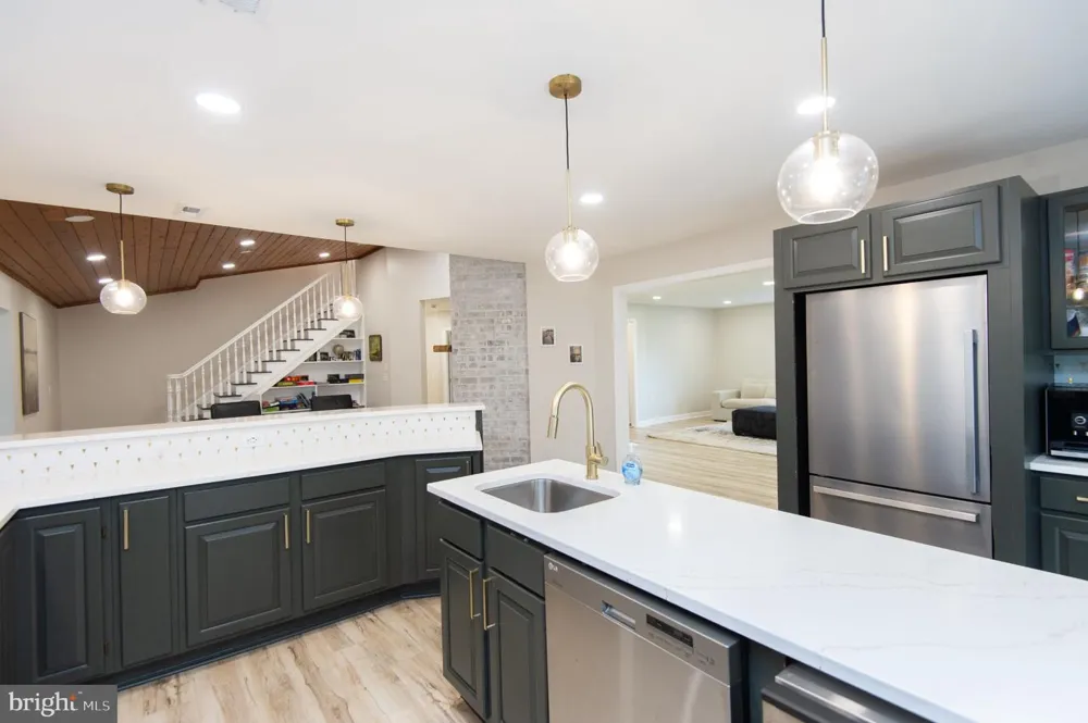 1001 WAGNER POINT ROAD Cambridge, MD 21613