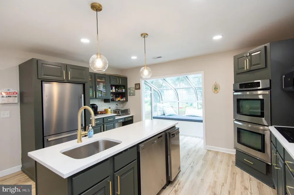 1001 WAGNER POINT ROAD Cambridge, MD 21613