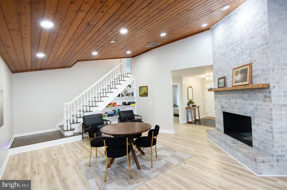 1001 WAGNER POINT ROAD Cambridge, MD 21613