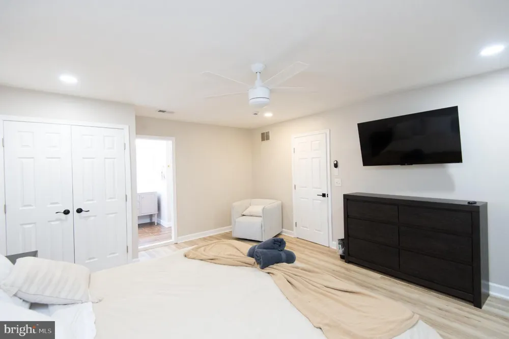 1001 WAGNER POINT ROAD Cambridge, MD 21613