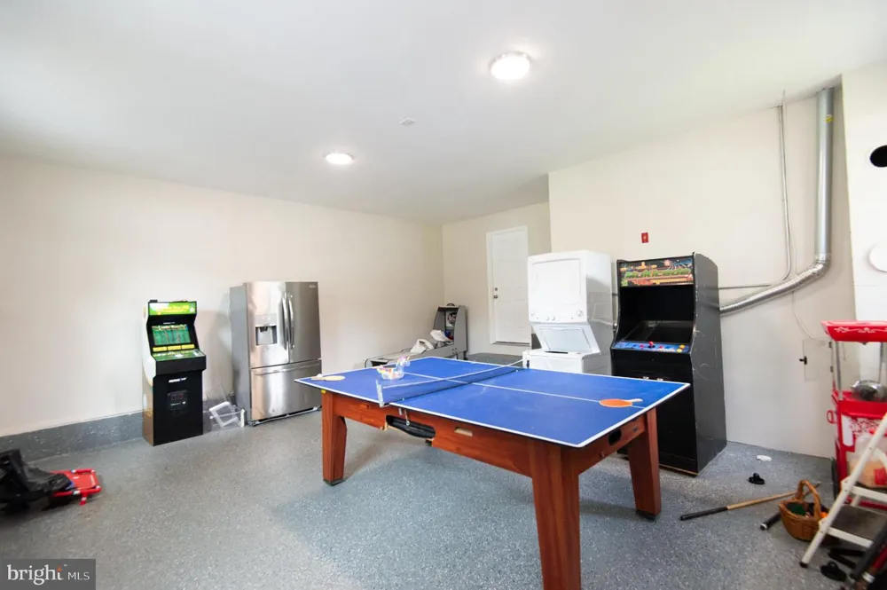 1001 WAGNER POINT ROAD Cambridge, MD 21613