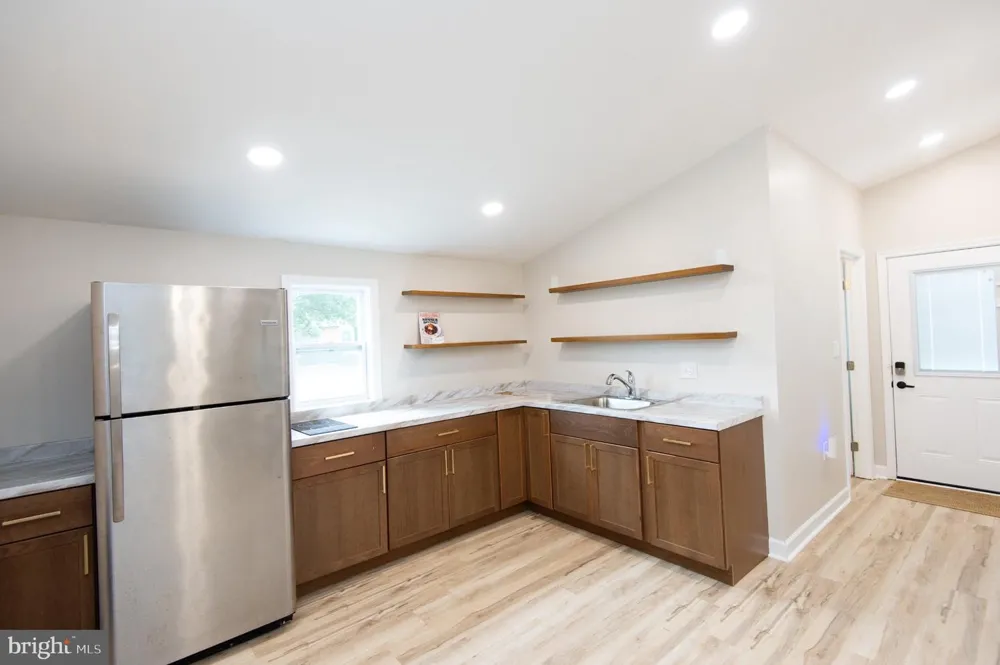 1001 WAGNER POINT ROAD Cambridge, MD 21613