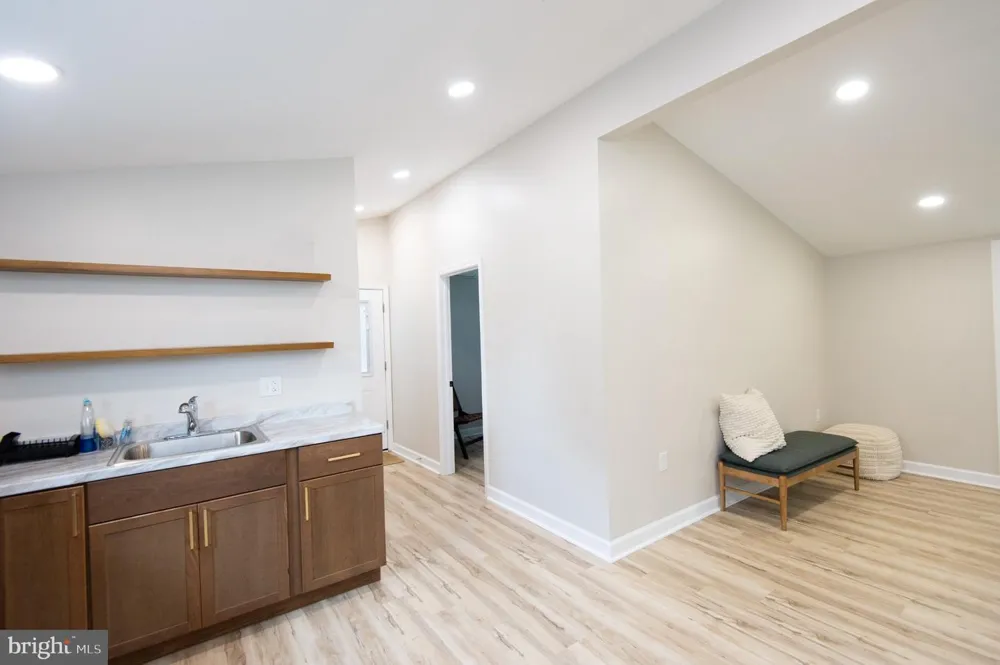 1001 WAGNER POINT ROAD Cambridge, MD 21613