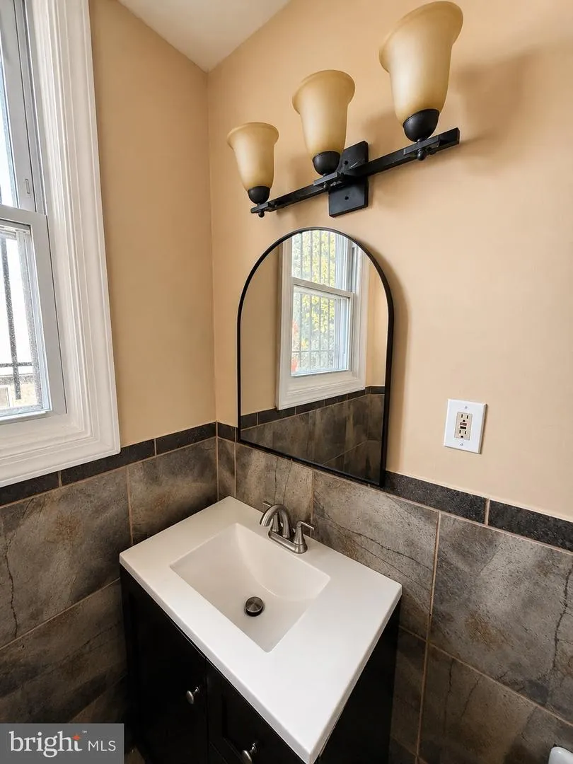 5149 CAMAC STREET Philadelphia, PA 19141