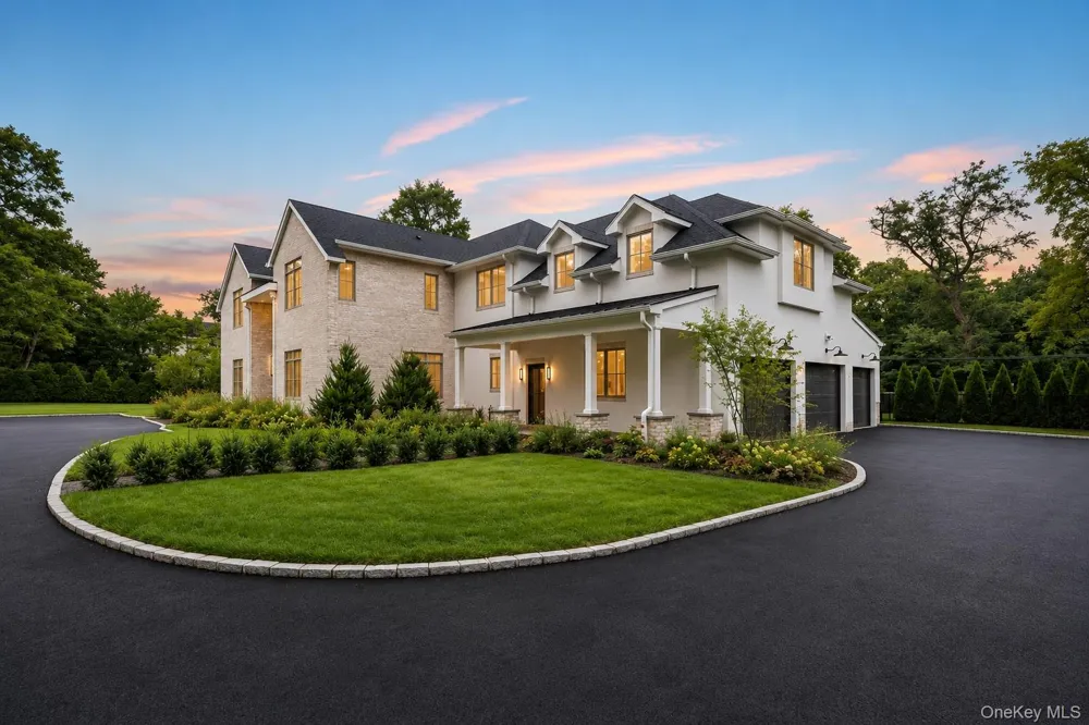 25 W Creek Farms Road Sands Point, NY 11050
