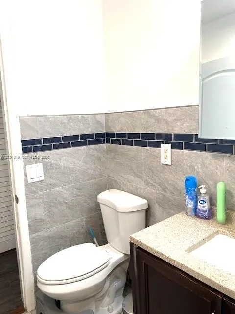 206 SW 2nd Ter Dania Beach, FL 33004