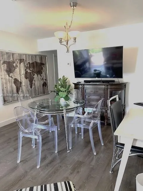 206 SW 2nd Ter Dania Beach, FL 33004