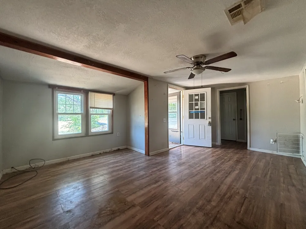 3548 Highway 48 Highway Holdenville, OK 74848