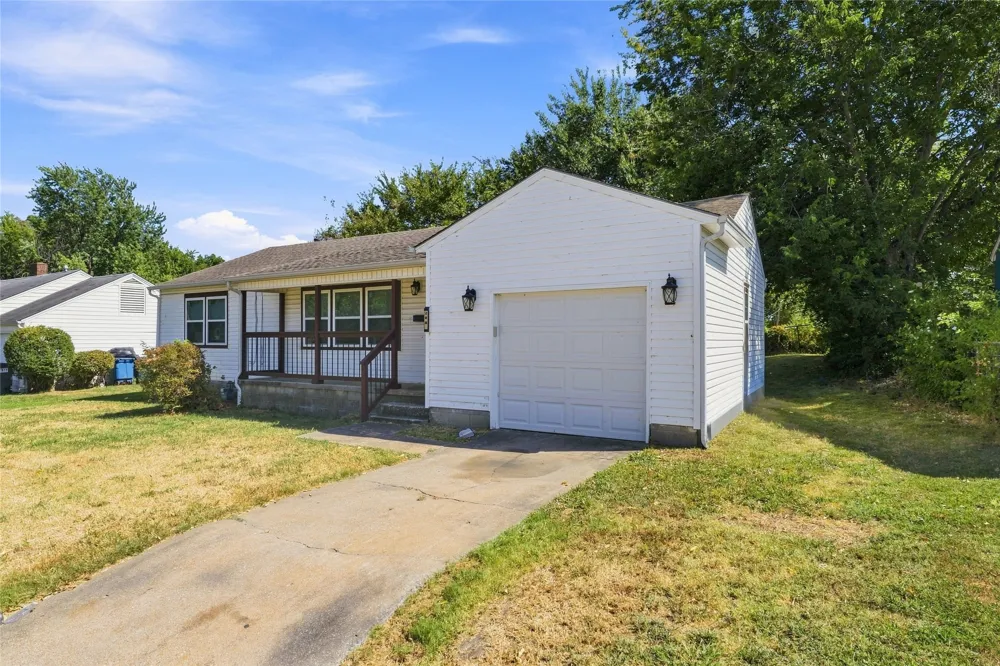 248 E Zion Place Tulsa, OK 74106