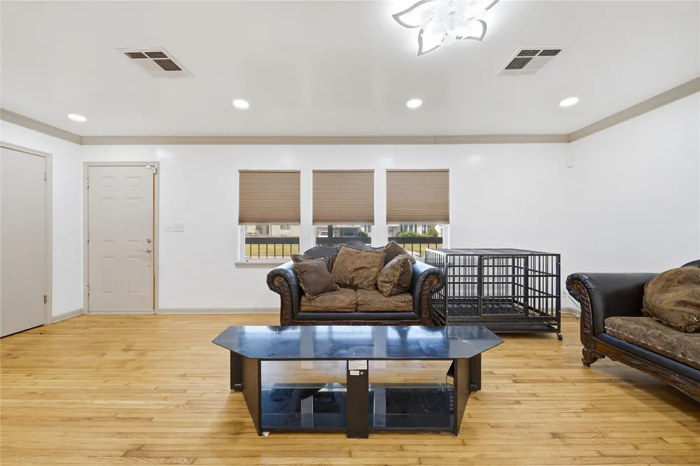 248 E Zion Place Tulsa, OK 74106