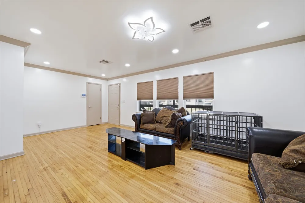 248 E Zion Place Tulsa, OK 74106