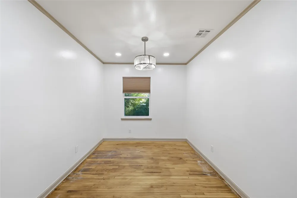 248 E Zion Place Tulsa, OK 74106
