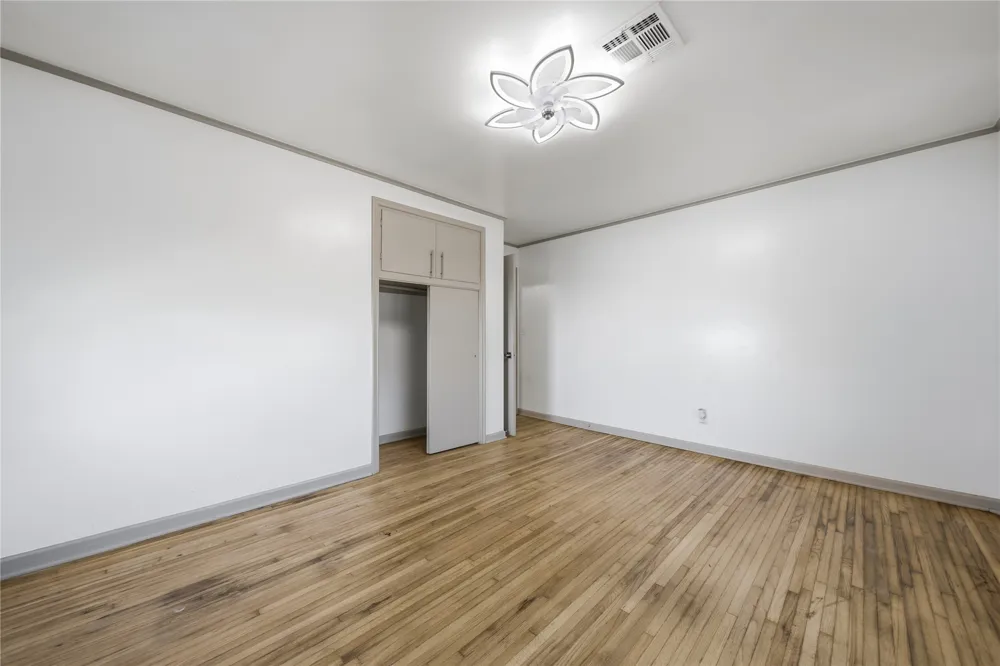 248 E Zion Place Tulsa, OK 74106