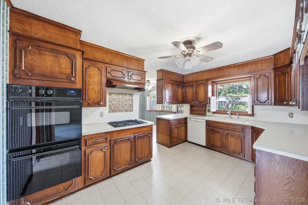 3747 S Canton Avenue Tulsa, OK 74135