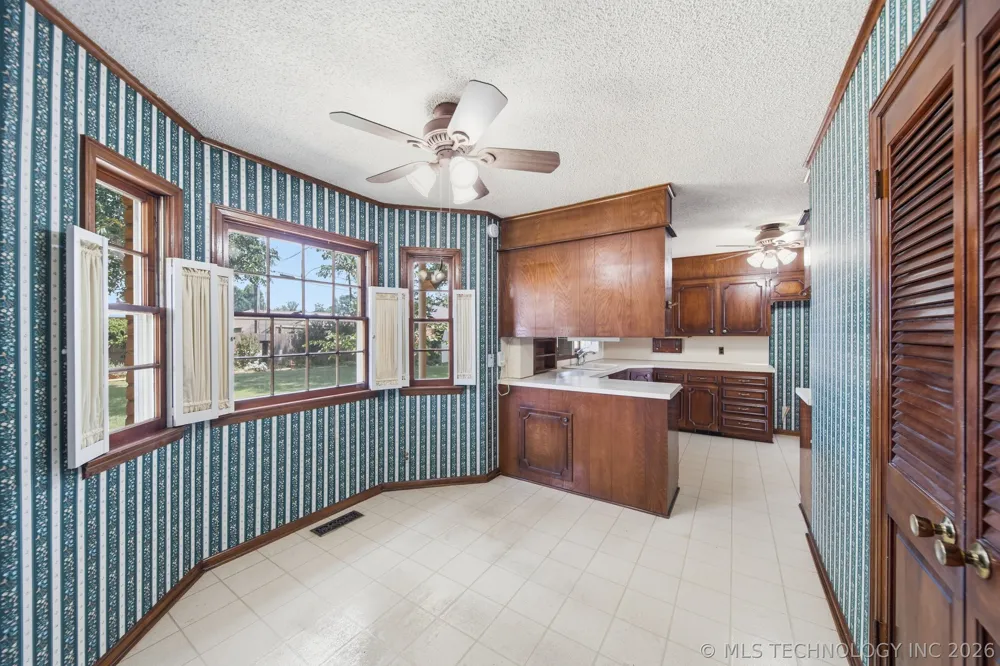 3747 S Canton Avenue Tulsa, OK 74135