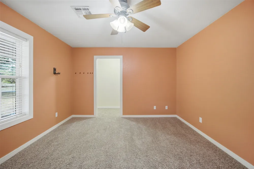 800 Linn Hartshorne, OK 74547