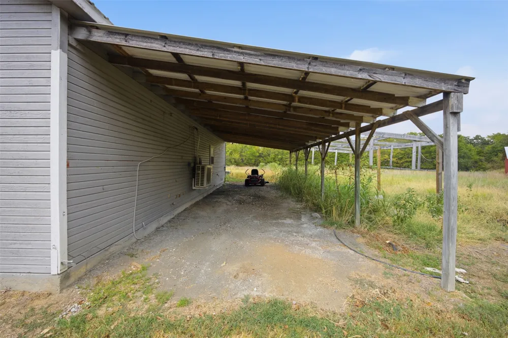 800 Linn Hartshorne, OK 74547