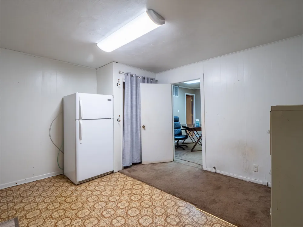 426 E Wyandotte McAlester, OK 74501
