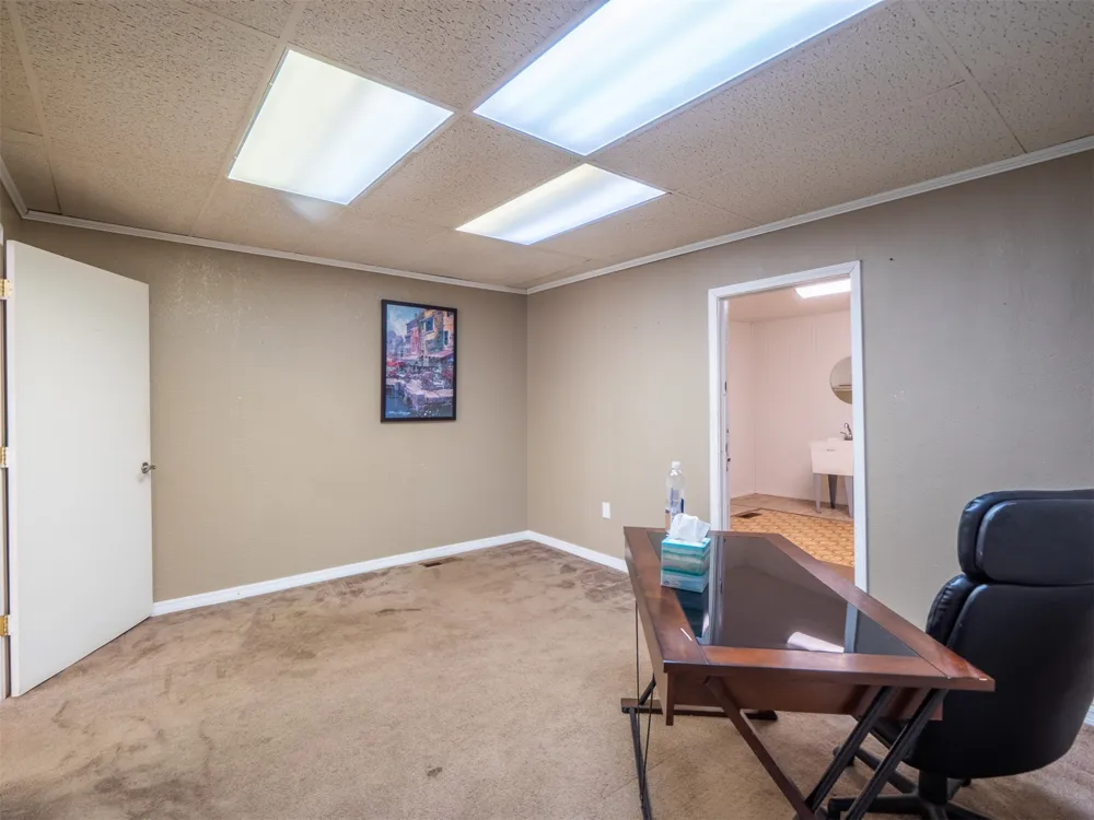 426 E Wyandotte McAlester, OK 74501