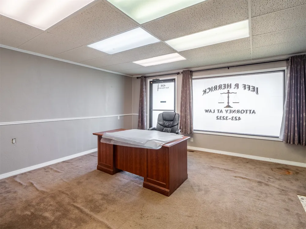 426 E Wyandotte McAlester, OK 74501
