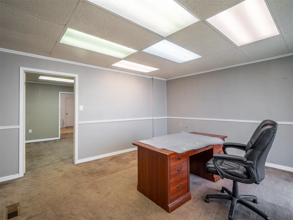 426 E Wyandotte McAlester, OK 74501