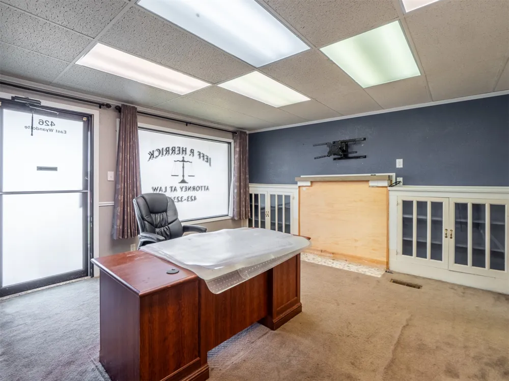 426 E Wyandotte McAlester, OK 74501