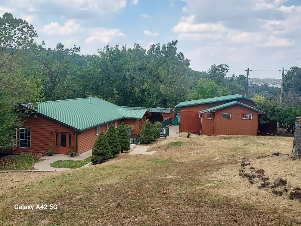 33811 S 544 ROAD Jay, OK 74346
