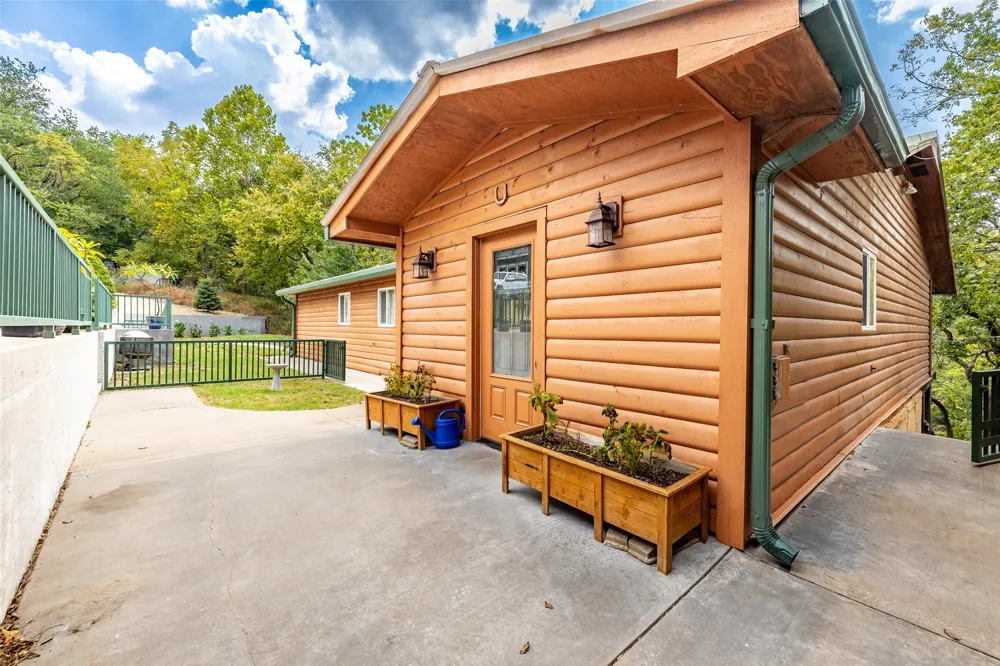 33811 S 544 ROAD Jay, OK 74346