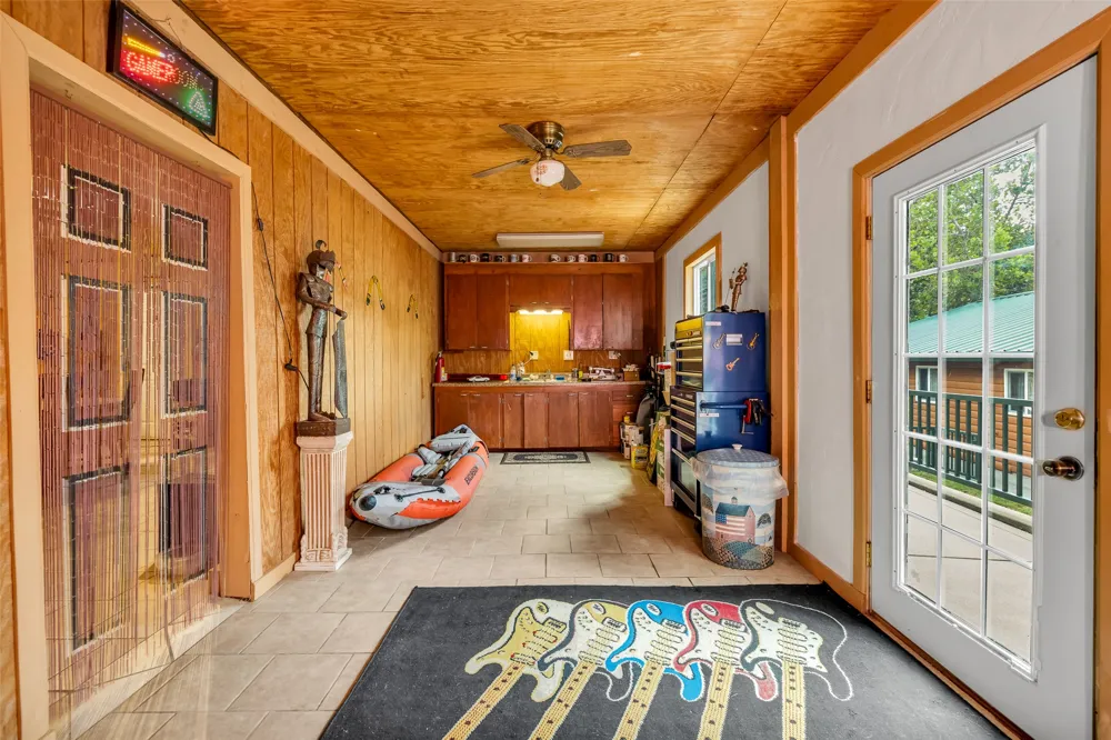 33811 S 544 ROAD Jay, OK 74346
