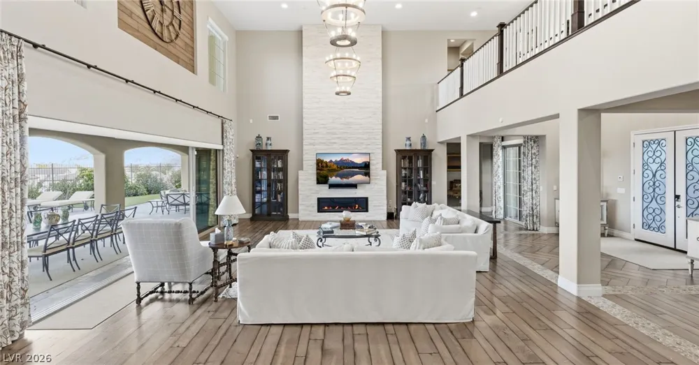 8 Olympia Chase Drive Las Vegas, NV 89141
