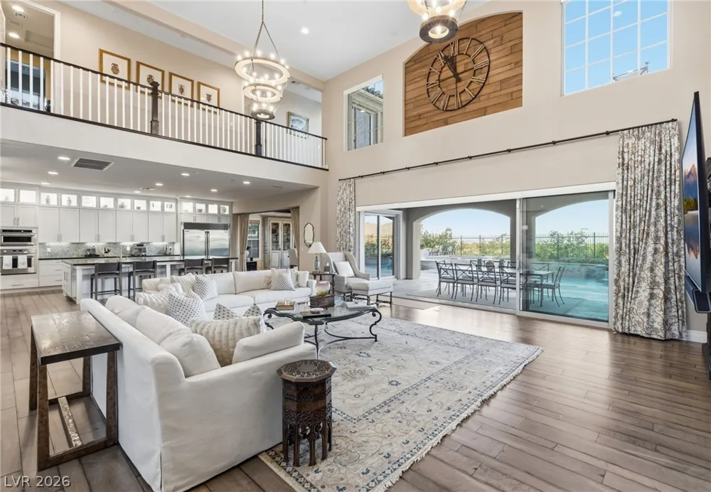 8 Olympia Chase Drive Las Vegas, NV 89141
