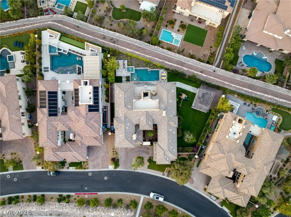 8 Olympia Chase Drive Las Vegas, NV 89141