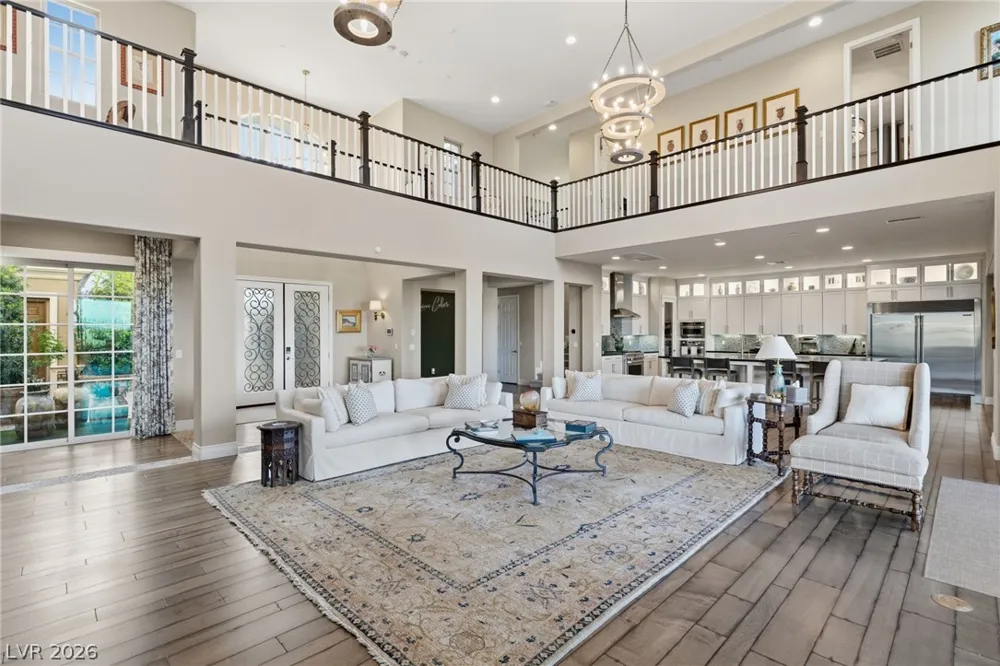 8 Olympia Chase Drive Las Vegas, NV 89141