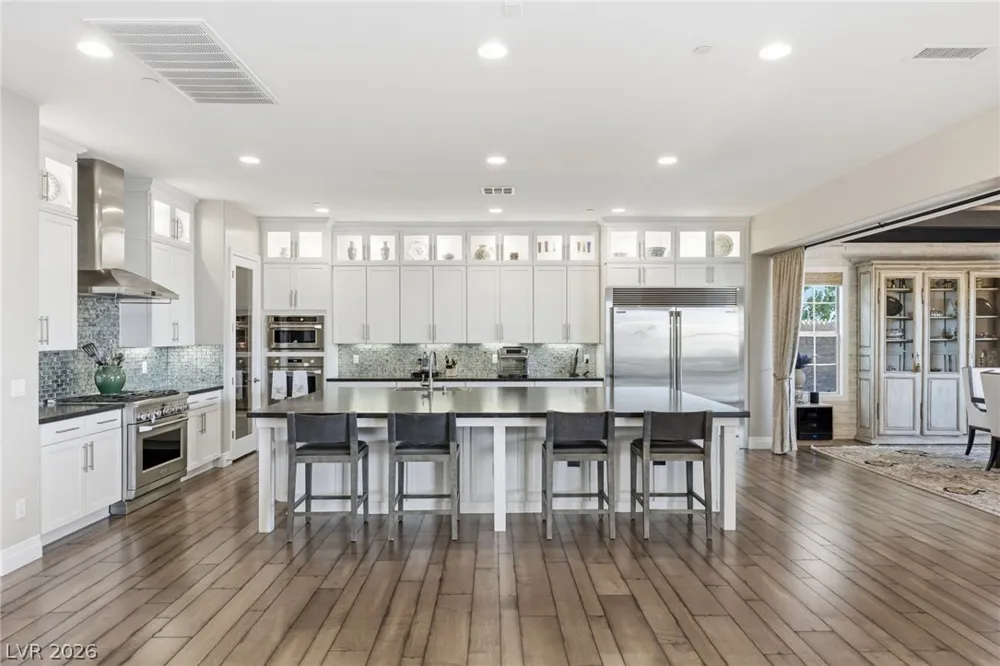 8 Olympia Chase Drive Las Vegas, NV 89141