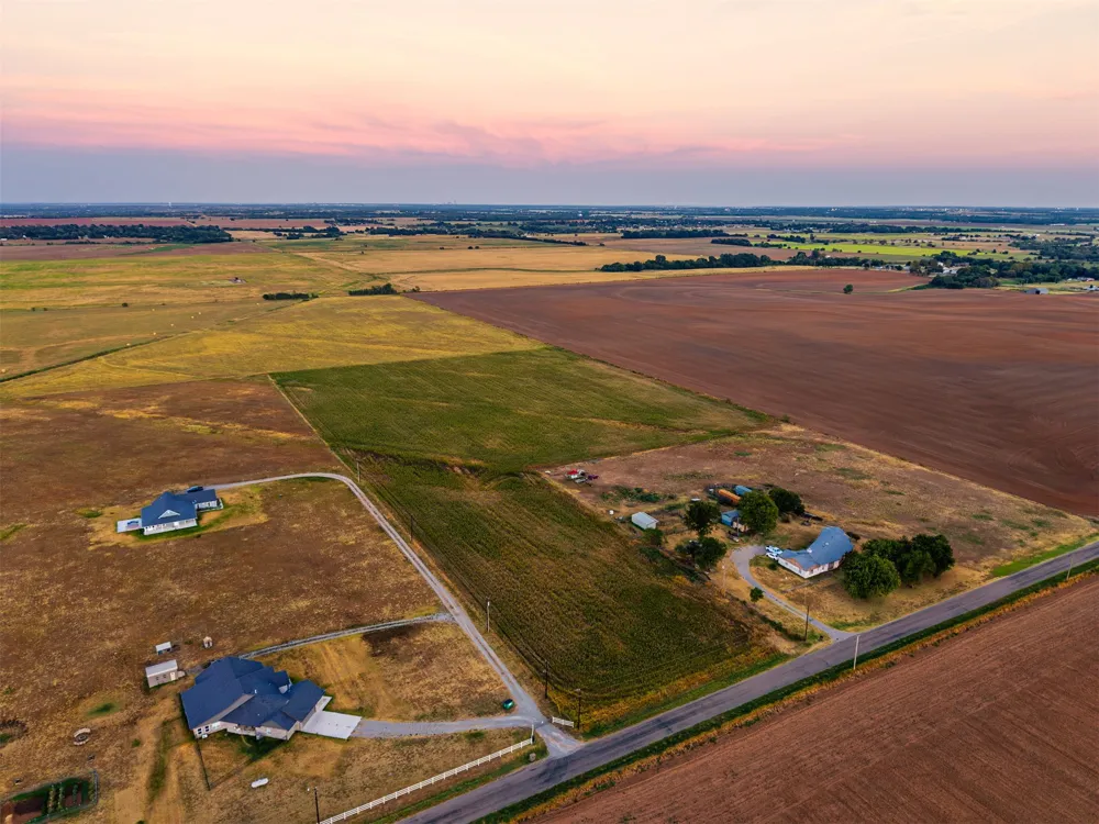 16 Gregory Road Yukon, OK 73099