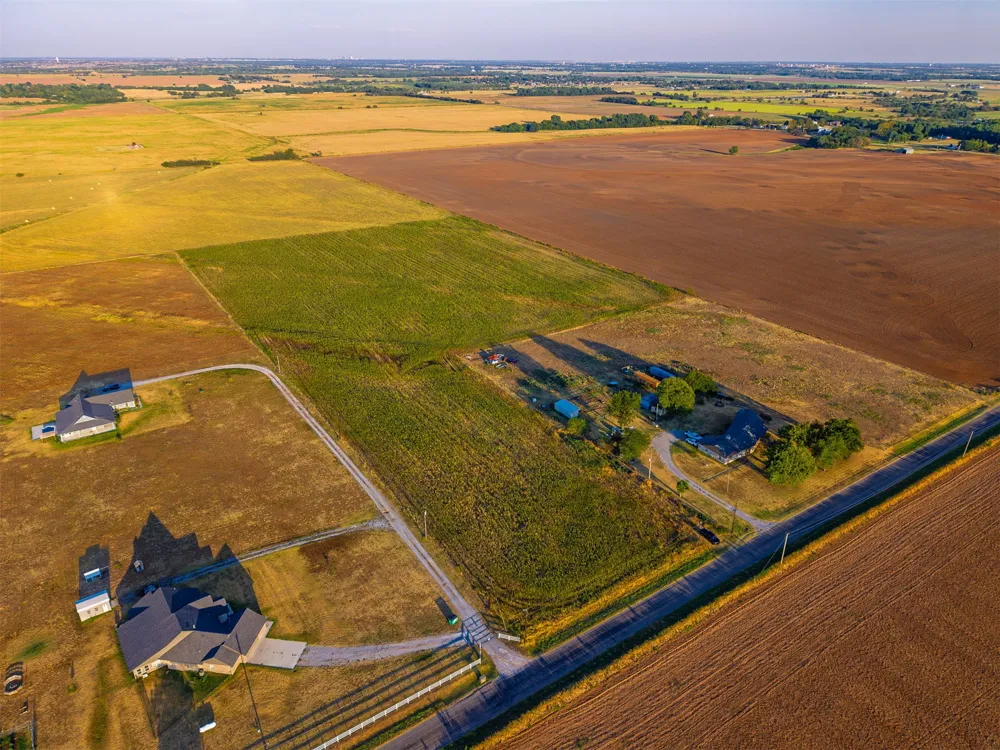 16 Gregory Road Yukon, OK 73099