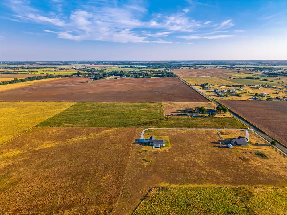 16 Gregory Road Yukon, OK 73099