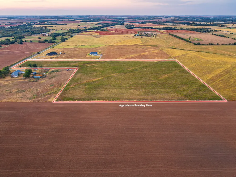 16 Gregory Road Yukon, OK 73099