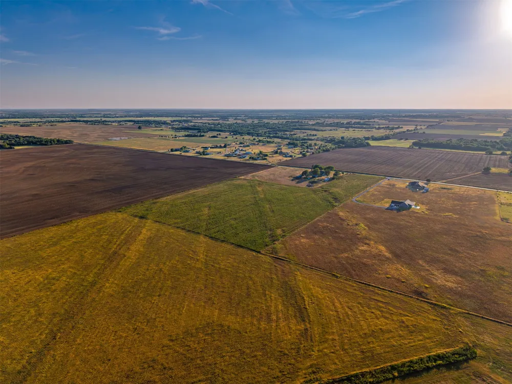 16 Gregory Road Yukon, OK 73099