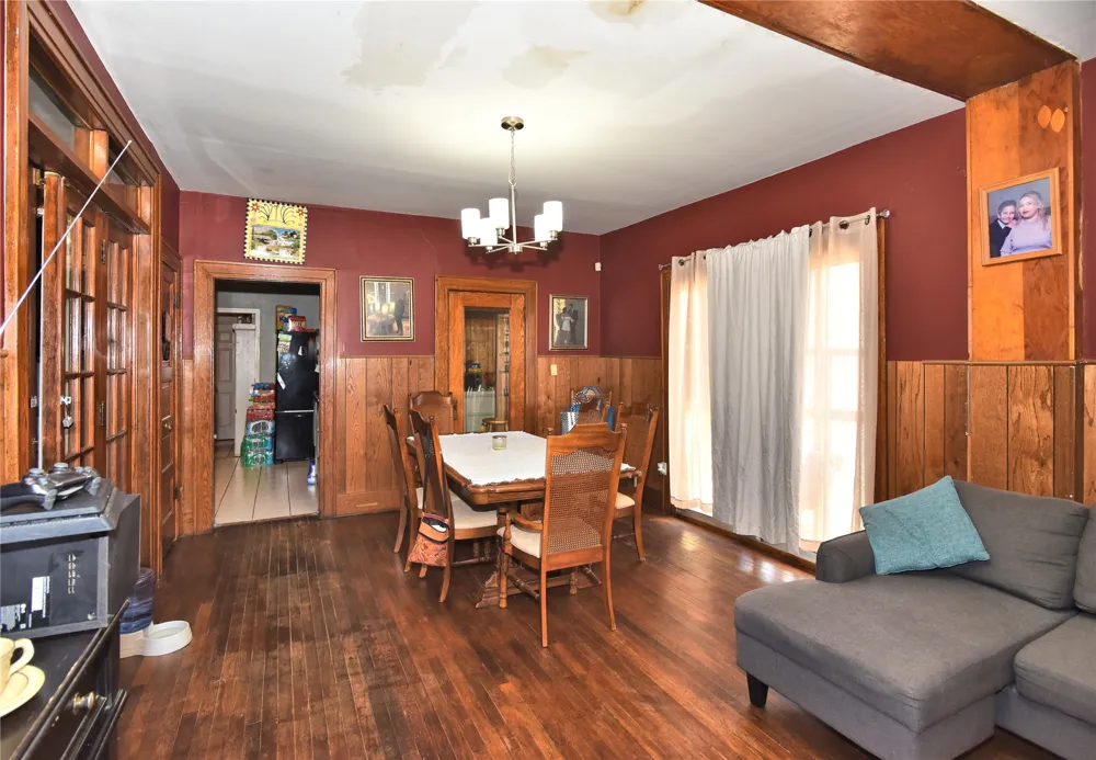 827 Norfolk Avenue Tulsa, OK 74106
