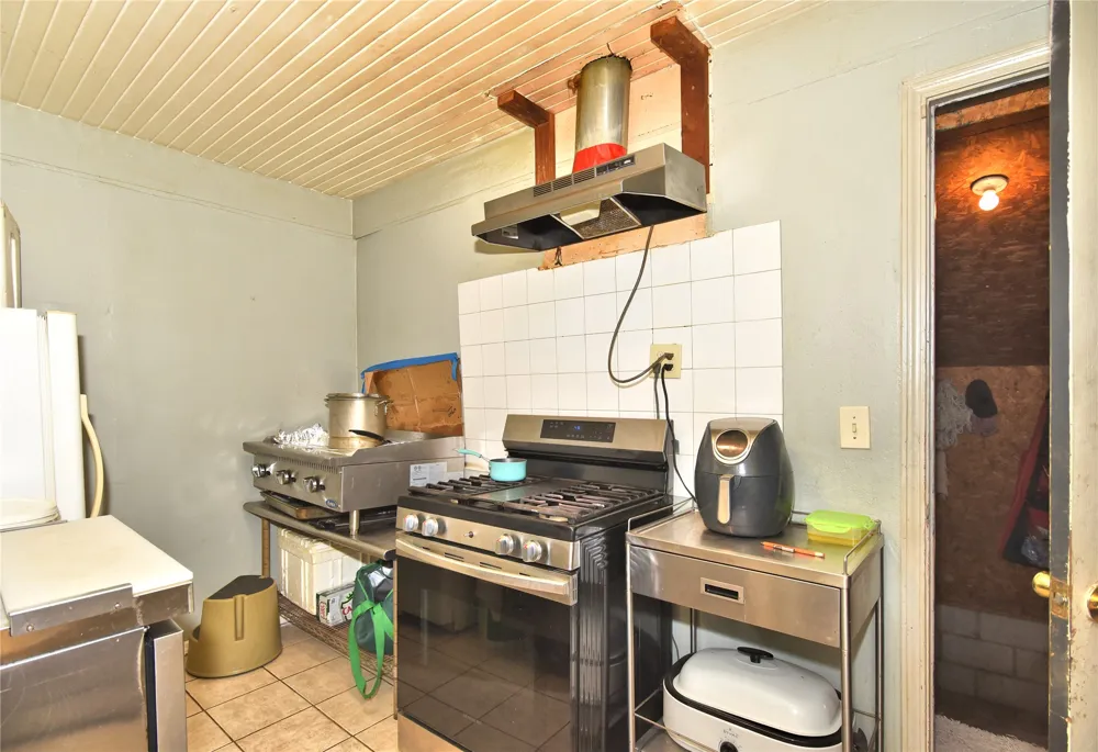 827 Norfolk Avenue Tulsa, OK 74106