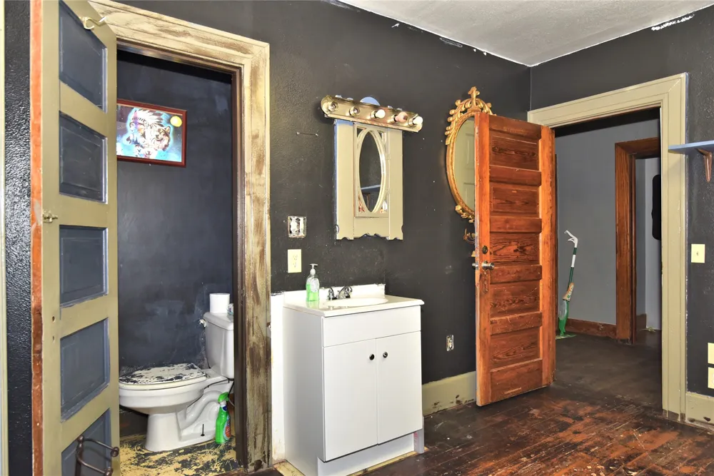 827 Norfolk Avenue Tulsa, OK 74106
