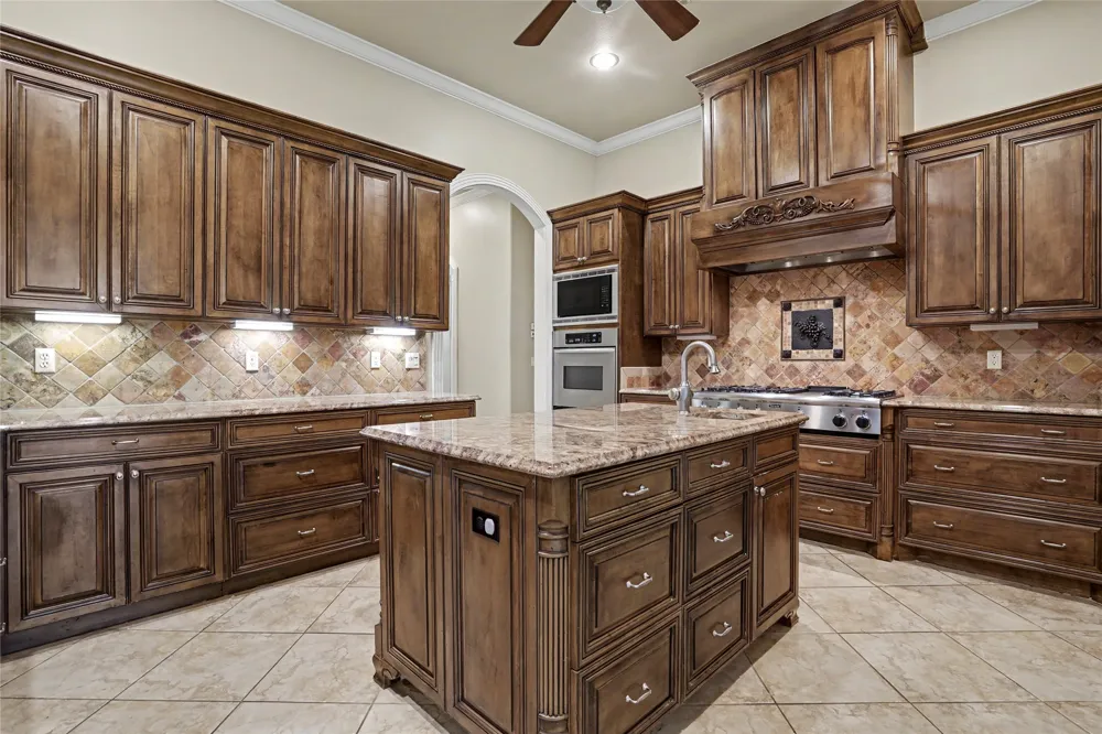 608 E Glendale Street Broken Arrow, OK 74011
