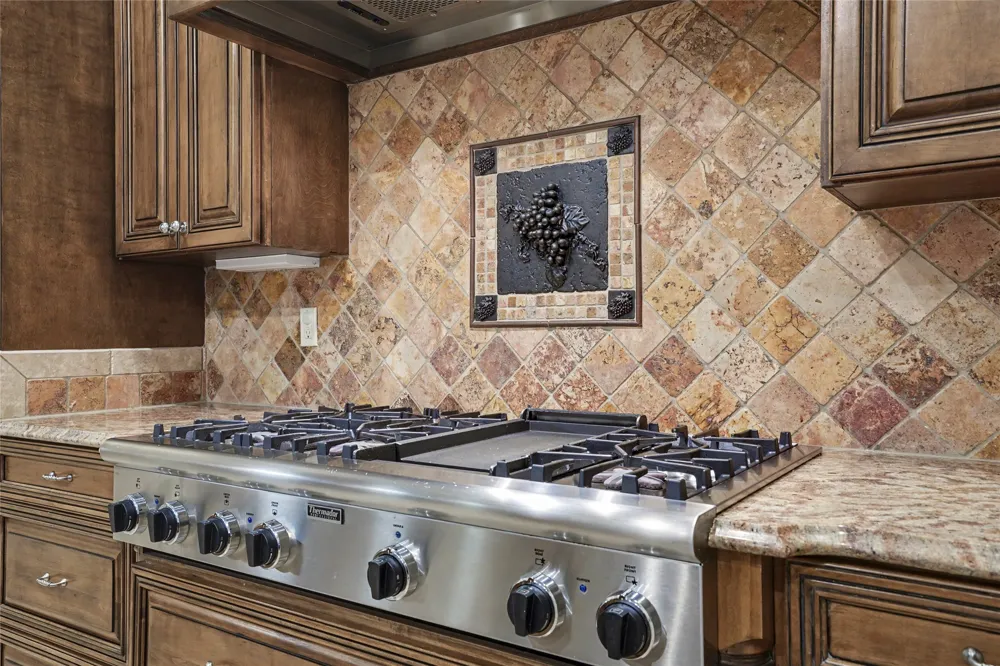 608 E Glendale Street Broken Arrow, OK 74011