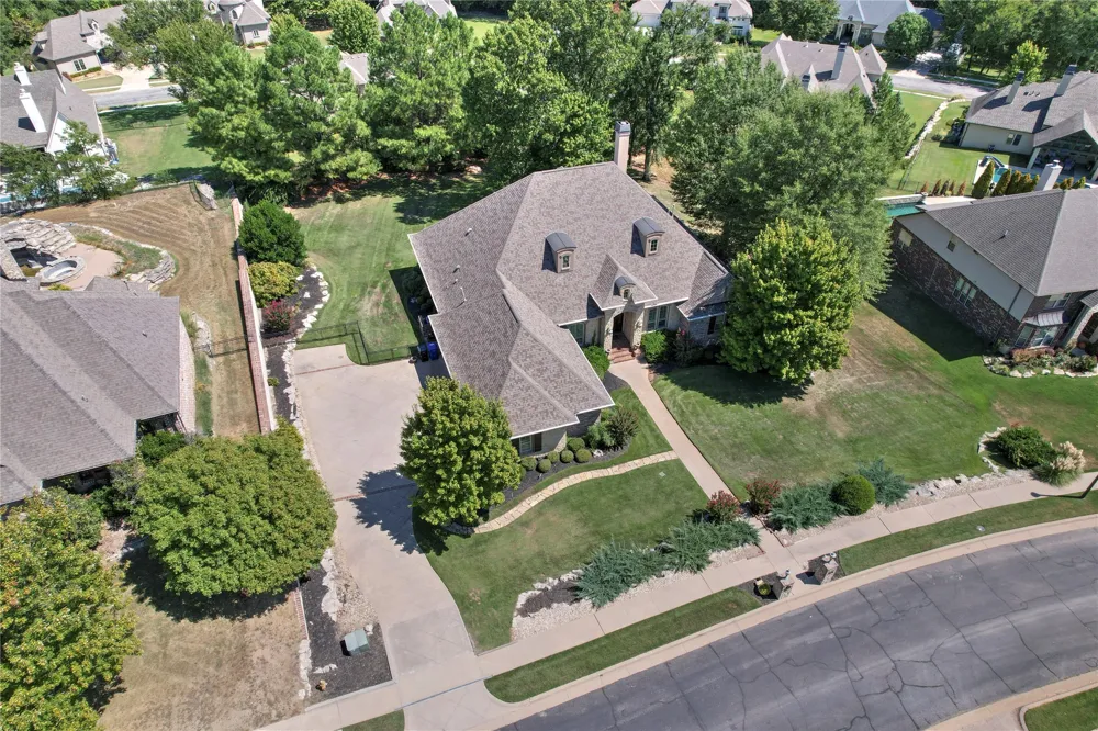 608 E Glendale Street Broken Arrow, OK 74011