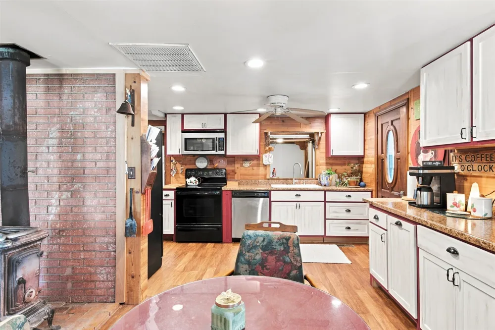 21751 E 190th Street S Haskell, OK 74436